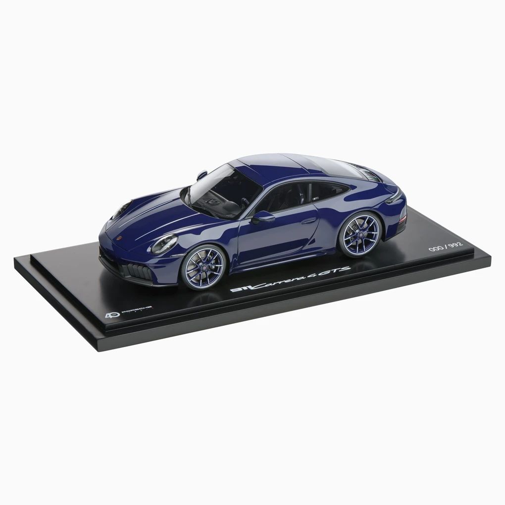 Porsche 911 Carrera 4 GTS 992.2 40Y Porsche Italia