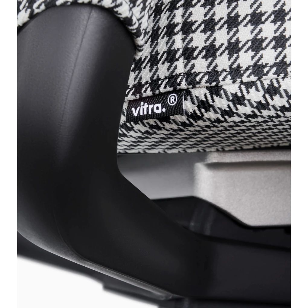 ID Trim L Pepita Edition - Limited Edition