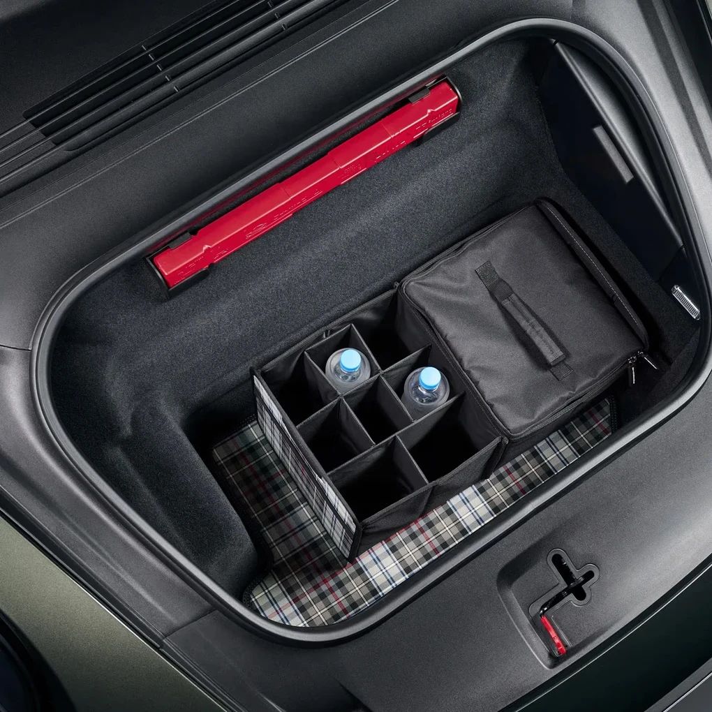 Flascheneinsatz für faltbare Kofferraumbox