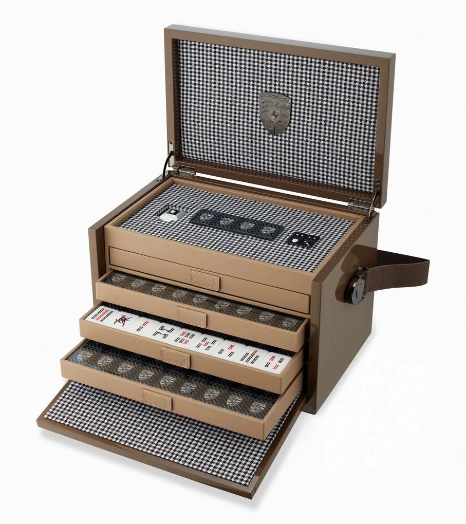 Porsche Mahjong Spiel in einer Holzbox