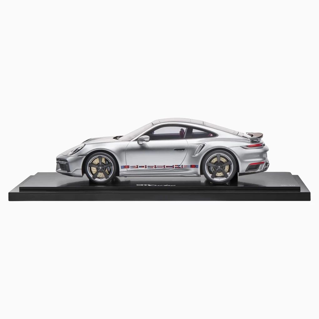 Porsche 911 First Turbo Sonderwunsch Remastered (992) – Limited Edition