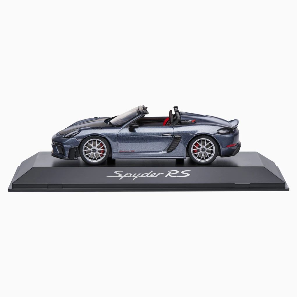 Porsche 718 Spyder RS (982)