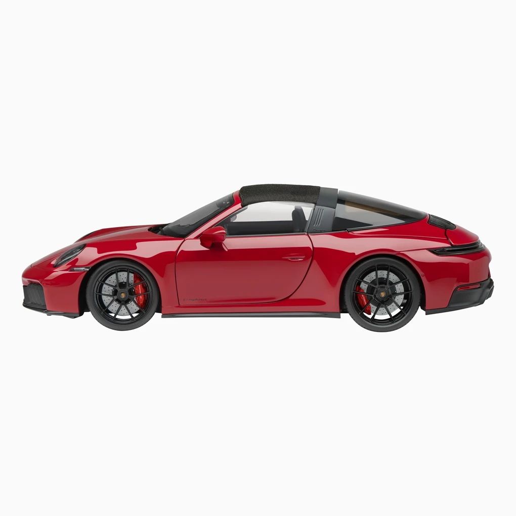 Porsche 911 Targa 4 GTS (992.2) - Limited Edition