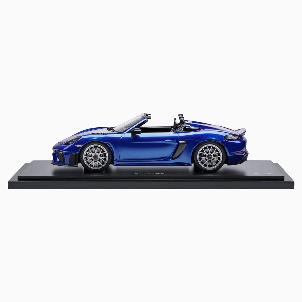 Porsche 718 Spyder RS (982) – Limited Edition