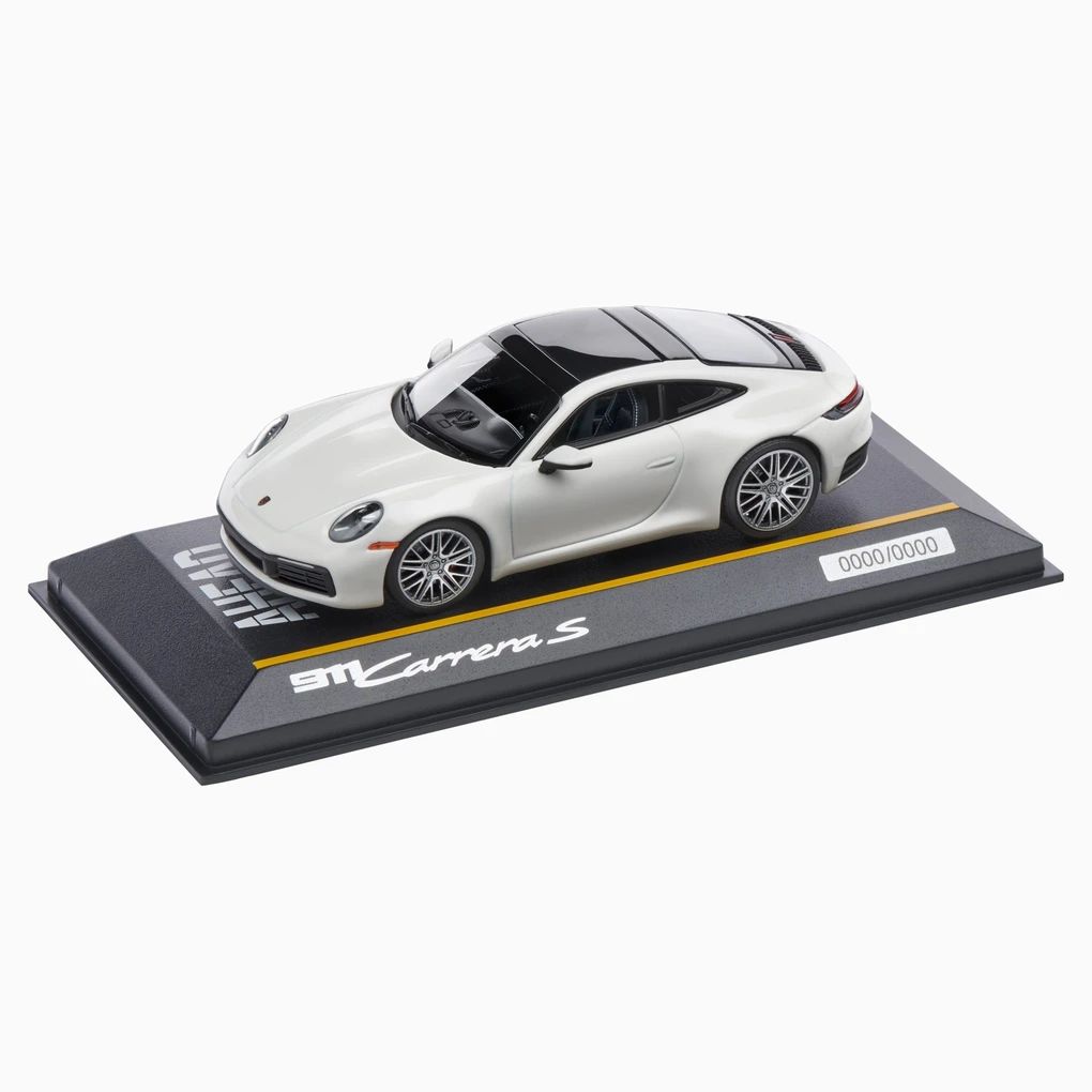 Porsche 911 Carrera S (992) - Ltd.